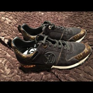 Louis Vuitton Women Sneakers